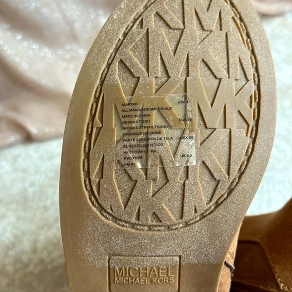 Brand New Michael Kors Ankle Bootie Zip Up Boots Round Toe Tan Gold Tone Accents - Picture 8 of 14